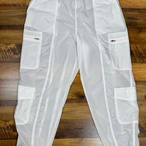 Athleta White High Rise Parachute Cargo Pants